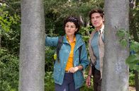 Der Ranger - Paradies Heimat – Liza Tzschirner (Emilia Graf), Philipp Danne (Jonas Waldek).
