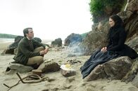 Meine Cousine Rachel – Philip (Sam Claflin, l.); Rachel Ashley (Rachel Weisz, r.)