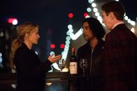 Instinct – L-R: Det. Lizzie Needham (Bojana Novakovic), Julian Cousins (Naveen Andrews), Dr. Dylan Reinhart (Alan Cumming)