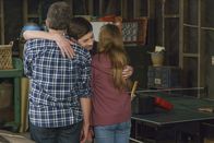 Speechless – (v.l.n.r.) Jimmy DiMeo (John Ross Bowie); Ray DiMeo (Mason Cook); Dylan DiMeo (Kyla Kenedy)