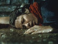 Unsere kleine Farm – Bei einem Unwetter gerät Caroline Ingalls (Karen Grassle) in eine lebensbedrohliche Situation.