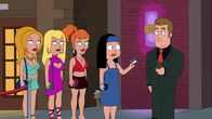 American Dad! – Kristen (l.), Danuta (2.v.l.), Zooey (m.), Hayley (2.v.r.)