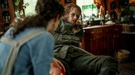 Outlander – Outlander – Die Highland-Saga Staffel 5 Folge 9 Bei Schlangenbissen ist Eile geboten: Richard Rankin als Roger Wakefield, Sam Heughan als Jamie Fraser Copyright: SRF/2020 Sony Pictures Television Inc.