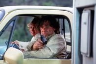 Breakdown – Jeffrey Taylor (Kurt Russell) verteidigt sich und seine Frau Amy (Kathleen Quinlan) mit allen Mitteln. Doch die Entführer lassen nicht locker.