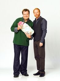 Modern Family – Cameron Tucker (Eric Stonestreet, l.); Mitchell Pritchett (Jesse Tyler Ferguson, r.)