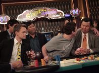 How I Met Your Mother – v.r.) und Barney (Neil Patrick Harris, l.) ...