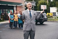 Rogue Hostage – John Malkovich als Congressman Sam Nelson