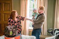 Modern Family – L-R: Pameron Tucker (Dana Powell), Mitchell Pritchett (Jesse Tyler Ferguson)