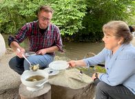 So isst ... – Von Andrea Trost, von der Trostmühle in Bempflingen, erfährt Sören Anders alles über das perfekte Mehl für Maultaschen.