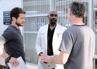 Atlanta Medical – (v.l.n.r.) Dr. Conrad Hawkins (Matt Czuchry); Dr. Barrett Cain (Morris Chestnut); Dr. Randolph Bell (Bruce Greenwood)