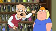 Family Guy – Franz (l.); Chris Griffin (r.)