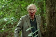 neoriginal: Generation Z – Auch Frank (Paul Bentall) ist durch die Infektion zu einem blutrünstigen Zombie geworden.