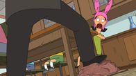 Bob's Burgers – Louise und ihre Klasse haben einen neuen Teilzeit-Naturwissenschaftslehrer, Mr. Dinkler - ein Unsympath in Person. Als er das Vulkanprojekt von Louise zerstört, will sie Rache ...