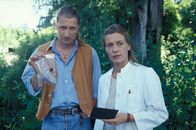 Tatort – Kriminaloberkommissar Carlo Menzinger (Michael Fitz) und die Pathologin (Barbara Rudnik).