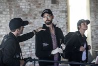 Navy CIS: New Orleans – Auf der Suche nach einer mysteriösen Frau, die es auf hochrangige Geheimnisträger abgesehen hat: die Special Agents Christopher LaSalle (Lucas Black), Sebastian Lund (Rob Kerkovic) und Tammy Gregorio (Vanessa Ferlito) ...