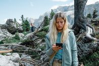 Wild Republic – Luna Jordan (Steffi), Camille Dombrowsky (Jessica).