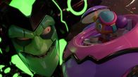 Power Players – Madcap will Bobbie Blobby zum Bleiben überreden.