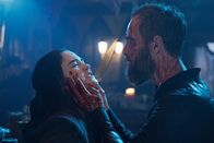 The 100 – Madi Griffin (Lola Flanery, l.); Sheidheda (JR Bourne, r.)
