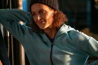 Der Bergdoktor – Nach anfänglichen Bedenken, ist Caro Pflüger (Barbara Lanz) froh, dass Lilli in ihr Leben getreten ist.