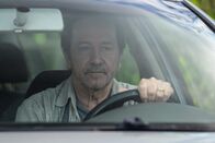 Tödliche Ahnung – Der altgediente Polizist Gérald Chabasse (Jean-Hugues Anglade) kennt viele Zeugen aus dem Fall Lily persönlich.