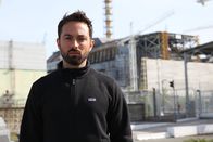 Uran - Das unheimliche Element – Presenter Derek Muller.