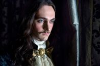 Versailles – Louis XIV (George Blagden)