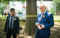 Elementary – L-R: Offenbar ist ein ehemaliger Serien-Bombenleger plötzlich wieder aktiv. Detective Bell (Jon Michael Hill) und Gregson (Aidan Quinn) werden sofort zum Tatort gerufen: Können sie weitere schreckliche Anschläge noch verhindern?