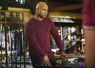 Navy CIS: L.A. – Das Team um Sam (LL Cool J) sucht ein vermisstest Mädchen, von dem befürchtet wird, dass sie sich einer Terrororganisation angeschlossen haben könnte ...