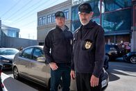 Navy CIS – Timothy McGee (Sean Murray, l.); Alden Parker (Gary Cole, r.)