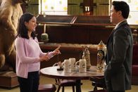 Fresh off the Boat – Jessica Huang (Constance Wu, l.); Louis Huang (Randall Park, r.)