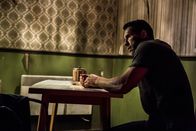 Eliminators – Als Thomas (Scott Adkins) versucht, die Einbrecher in die Flucht zu schlagen, eskaliert die Situation und es gibt mehrere Tote. Die Presse bekommt Wind von den Geschehnissen und schon bald wissen auch Thomas' Widersacher, dass er immer noch am Leben ist.