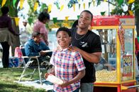 All American – Jalyn Hall (Dillon James), Daniel Ezra (Spencer James).