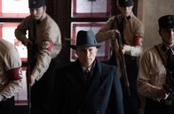 Babylon Berlin – Günter Wendt (Benno Fürmann) greift in den Machtkampf bei der NSDAP ein.