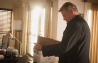 Elementary – Captain Gregson (Aidan Quinn) zählt bei der Aufklärung eines Doppelmords auf die Unterstützung von Holmes und Watson, die am Tatort auch sofort einige Ungereimtheiten entdecken ...