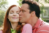Desperate Housewives – Erinnerung an glückliche Zeiten: Bree (Marcia Cross, l.) und Rex (Steven Culp, r.) ...
