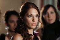 The Mentalist – Arbeitet an einem neuen Fall: Grace (Amanda Righetti) ...