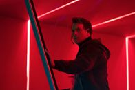 Alex Rider – Damian Cray's (Toby Stephens) Herzensprojekt ist die Fortsetzung des Videospiel-Hits "Feathered Serpent 2". Um die Spieler für den zweiten Teil der Reihe zu begeistern, hat er ein exklusives Event geplant. Aber nichts läuft so, wie erhofft.