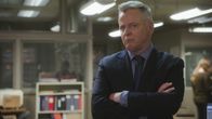 Elementary – Gregson (Aidan Quinn) ist sich bewusst, dass Holmes und Watson bedacht vorgehen müssen, als sie auf die Spur einer gefährlichen Gang kommen ...