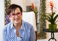 Geboren am ... – Lotti Ehrismann, war die erste Frau in einer Männerdomäne als gelernte Tiefbauzeichnerin:(Copyright SRF)