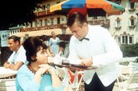 Filmschatz Österreich: Im singenden Rössl am Königssee – Trude Herr (Sieglinde), Peter Weck (Franz Fidelis / Benedikt Fidelis).