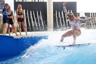 Princess of Science – Patrizia und die beiden Zwillinge Laura und Marie beobachten die europäische und deutsche Meisterin Janina Zeitler beim Surfen.