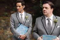 Modern Family – Ronaldo (Christian Barillas, l.), Pepper Saltzman (Nathan Lane)
