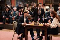 Tatort – Von links: Timur (Bardo Böhlefeld), Ivo Batic (Miroslav Nemec), Theodore Boyle (Max Befort), Schiedsrichter (Makan Rafiee) und Natalie Laurent (Roxane Duran).
