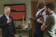 Modern Family – (v.l.n.r.) Mitchell (Jesse Tyler Ferguson); Longinus (Kevin Daniels); Jotham (Matthew Risch)
