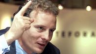 Abgezockt! – Alexander Falk, ehemaliger Vorstandsvorsitzender der Distefora Holding AG, wurde wegen Kursmanipulation und Betrugs angeklagt.