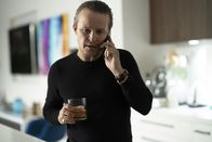 Mr. Inbetween – Freddy (Damon Herriman)