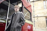Der junge Inspektor Morse – Endeavour Morse (Shaun Evans) wird der plötzliche Todesfall Margaret Bell zugeteilt. Alles deutet auf einen natürlichen Tod hin - doch Morse hat seine Zweifel.