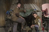 Future Man – Josh Futturman (Josh Hutcherson, l.); Wolf (Derek Wilson, r.)