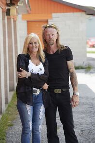 Storage Wars - Geschäfte in Kanada – Cindy Hayden und Rick Coffil sind Bieter und alte Hasen im Geschäft.
