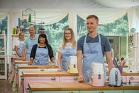 Das große Backen – (v.l.n.r.) Sylvia; Dirk; Shanya; Vanessa; Christoph
